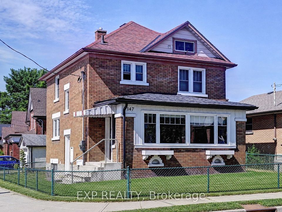 1st image of 147 Courtland Ave E