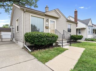 12985 Walnut St, Southgate, MI 48195