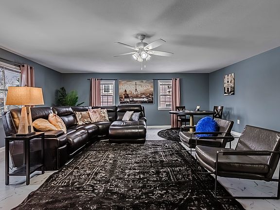 2nd image of 14 Overbrook Cir