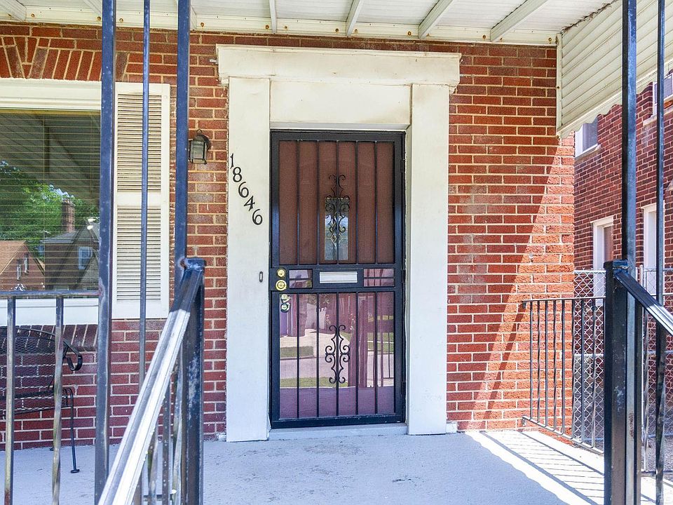 18646 Monica St, photo 4