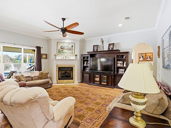 5th image of 110 Old Wharf Rd