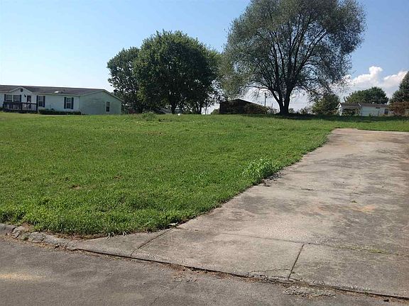 3rd image of 139 Jeri Dr