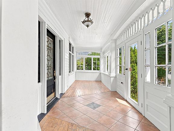 5th image of 6625 Quinpool Rd
