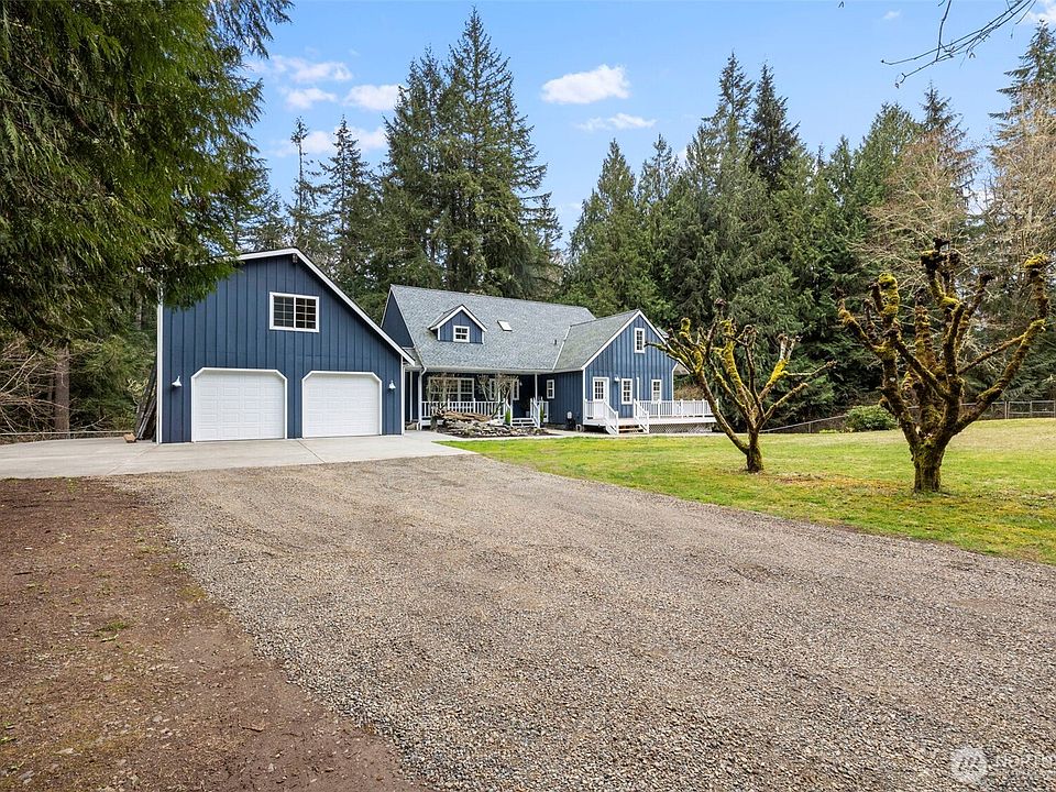 2nd image of 5737 NE Saratoga Court