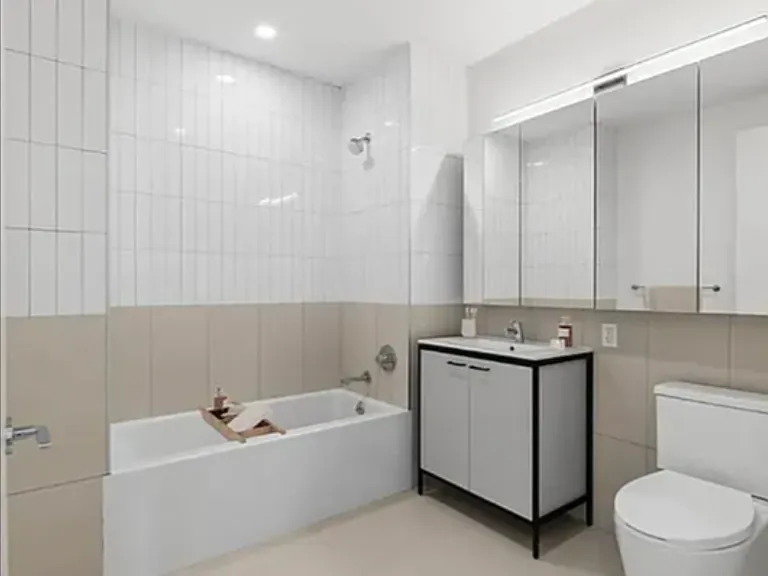 636 W 158th St #2H — Photo 11