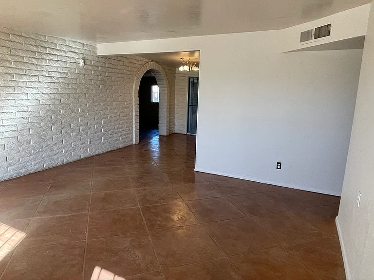 7655 E Tulip Tree St — Photo 12