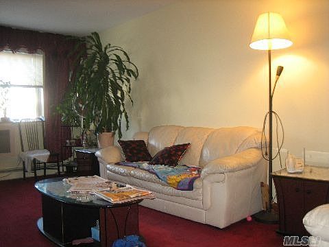 2nd image of 10158 123rd St