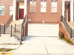 2631 Logan Wood Dr, Herndon, VA 20171