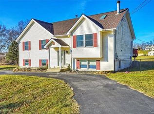 201 Ridgebury Rd, New Hampton, NY 10958