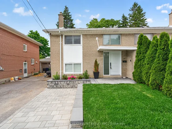 121 Saint Lucie Dr, Toronto, ON M9M 1T4