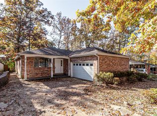 1820 Sunset Dr, Poplar Bluff, MO 63901