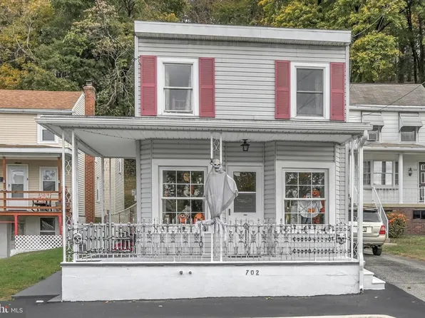 702 Port Carbon Saint Clair Hwy, Pottsville, PA 17901