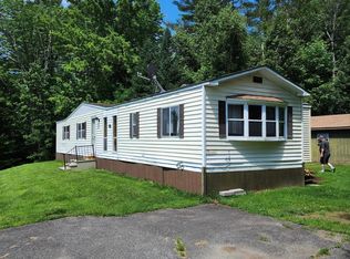 309 Stetson Rd W, Levant, ME 04456