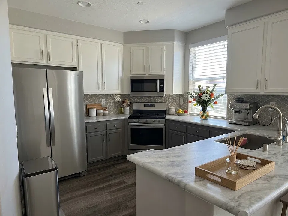 164 Elora Ln