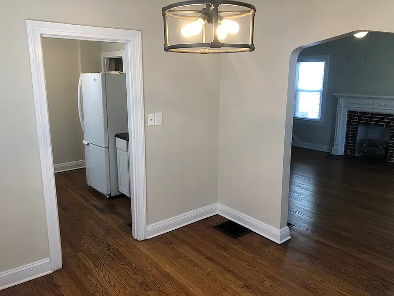 604 Colorado Ave — Photo 10
