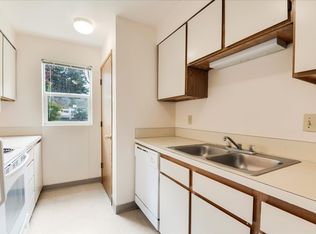 6035-6085 SW Beaverton Hillsdale Hwy #6073, Portland, OR 97221