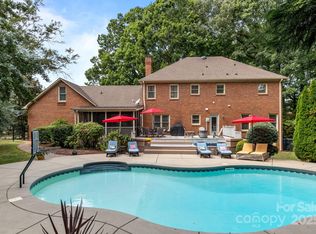 21316 Sandy Shore Ln, Cornelius, NC 28031