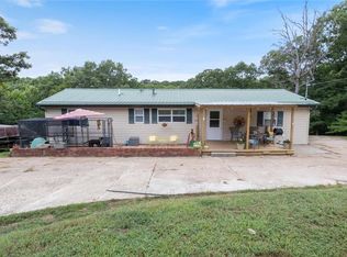 26198 Lightfoot Ln, Warsaw, MO 65355