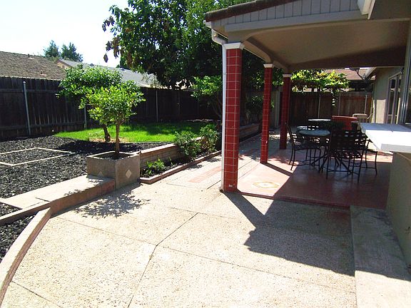 5th image of 2973 Ironwood Way