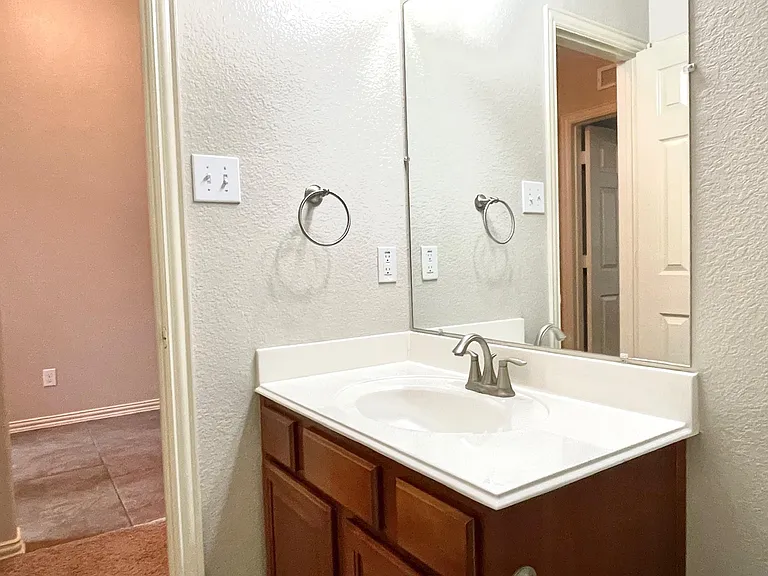 26100 Brickhill Dr — Photo 8
