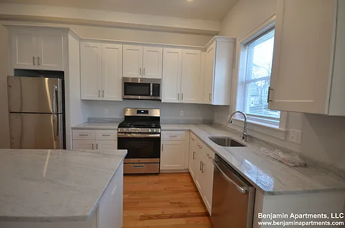 18 Murdock St #15 Photo 1