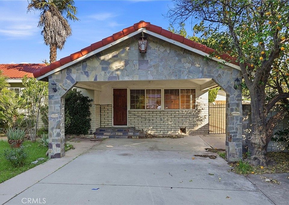 1st image of 9854 Canby Ave