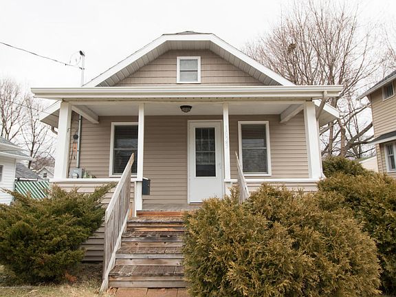3rd image of 1823 Stirling Ave
