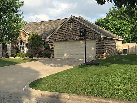 4th image of 114 Ben Hogan Dr