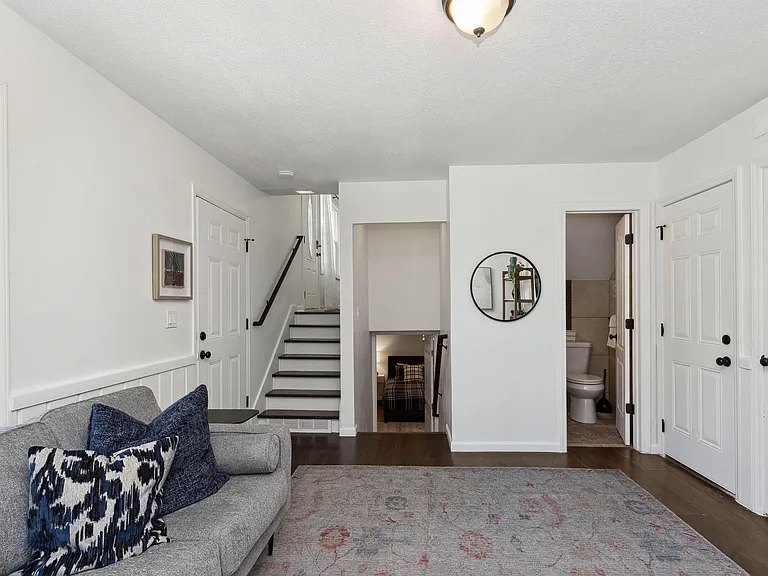 8617 W 92nd St — Photo 17