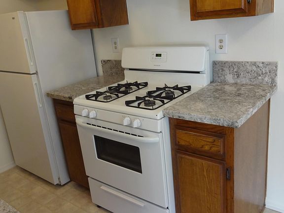 3rd image of 1603 W 224th St APT 3