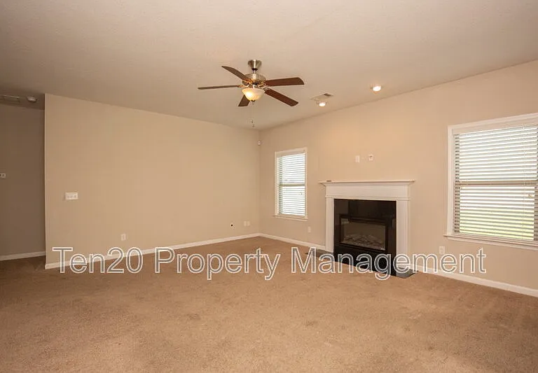 2510 Ridgewood Way — Photo 19