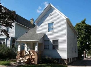 323 N 30th St, Milwaukee, WI