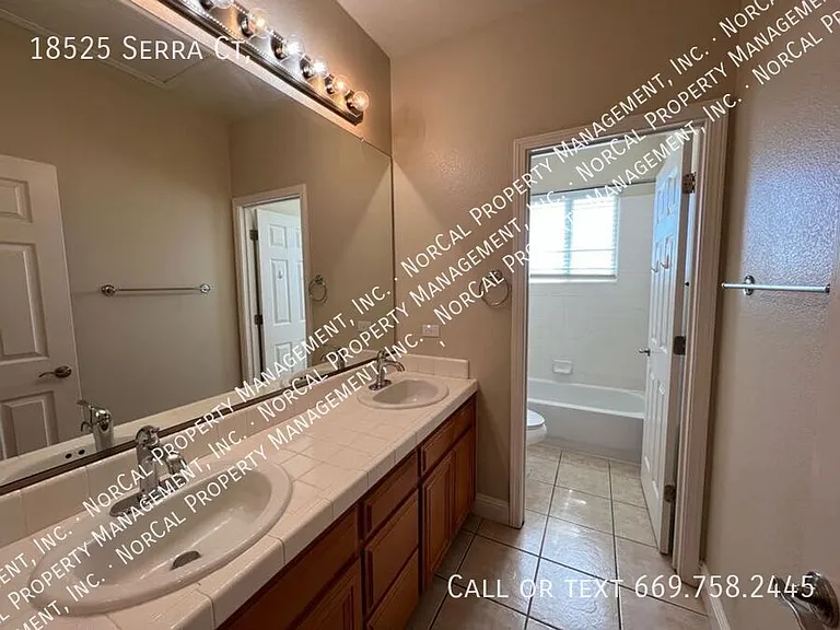 18525 Serra Ct — Photo 24