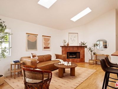 2134 Oak St Unit D, Santa Monica, CA, 90405