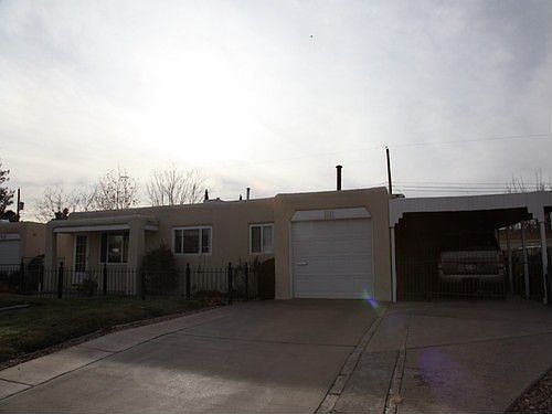 1st image of 1621 Inez Dr NE