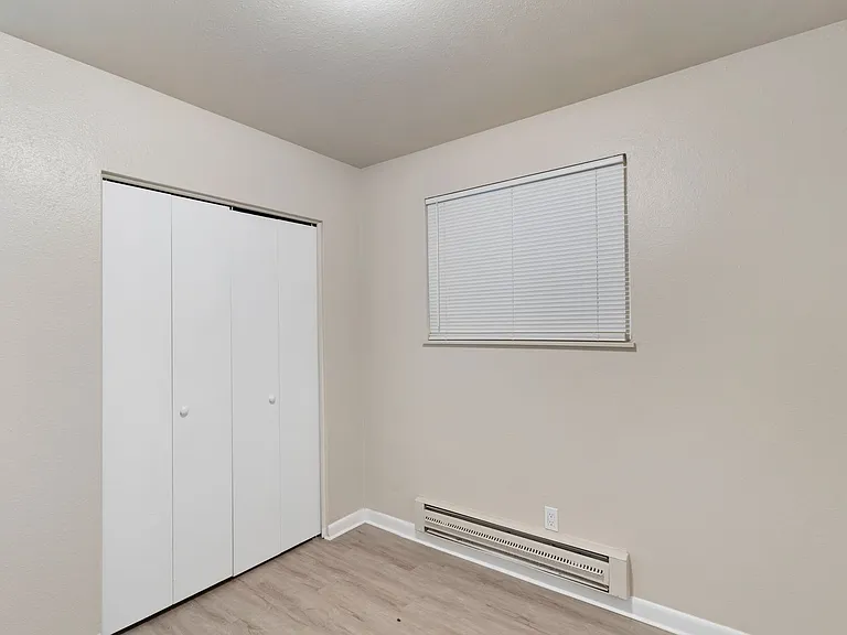 667 E Clarion Dr #D — Photo 13