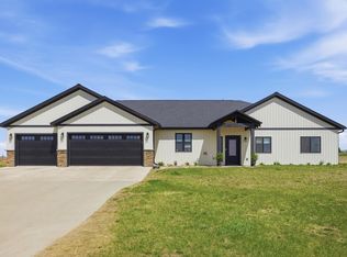 15189 Hill View Ln, Audubon, MN 56511