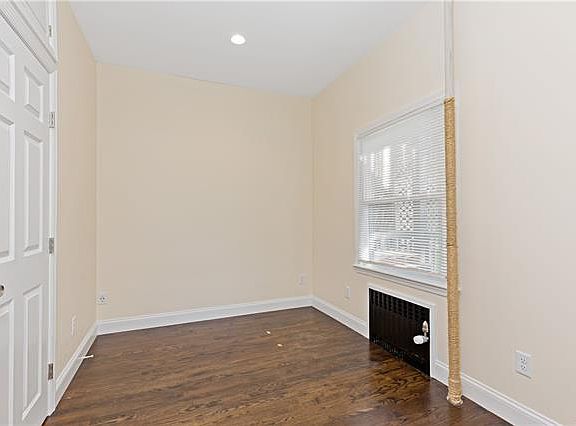 3rd image of 38 Hamilton Pl