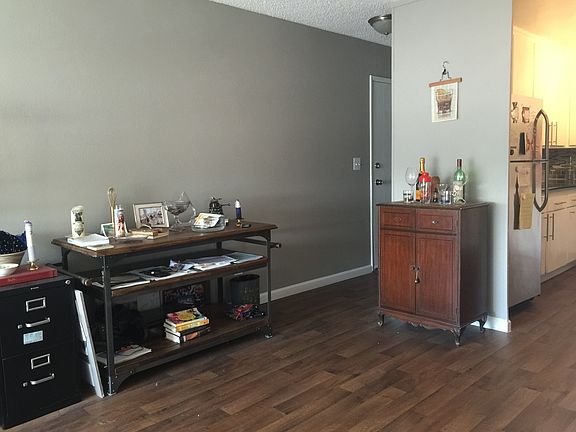 2nd image of 4113 Kansas St