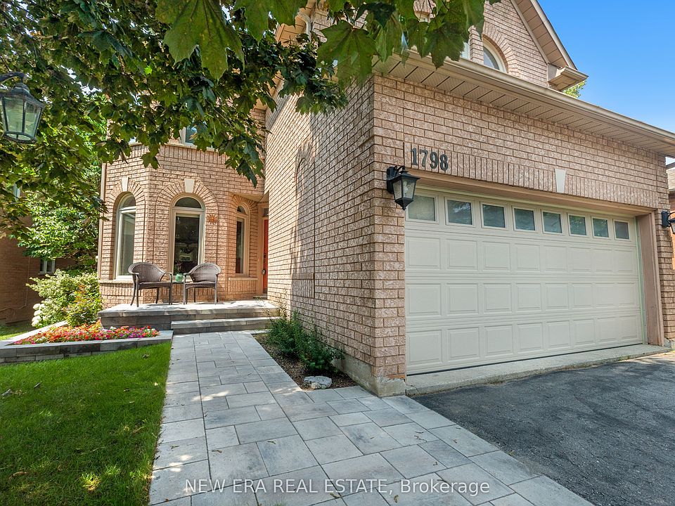 1st image of 1798 Autumn Cres