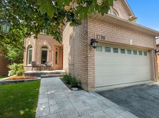 1798 Autumn Cres, Pickering, ON L1V6W7