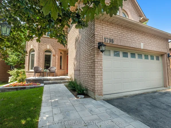 1798 Autumn Cres, Pickering, ON L1V 6W7