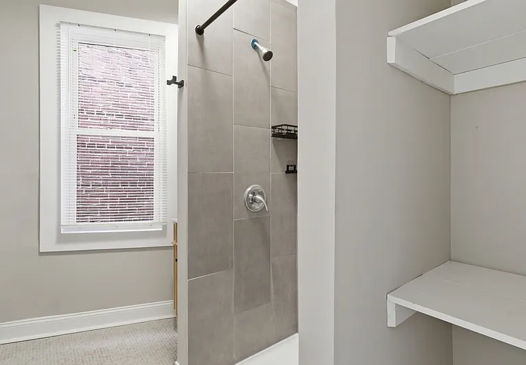 2322 Callow Ave #2 — Photo 11