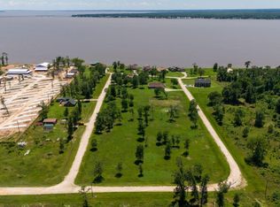 32 Falcon Point, Onalaska, TX 77360