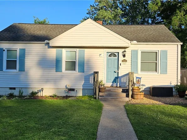 2504 Bristol St, Hopewell, VA 23860