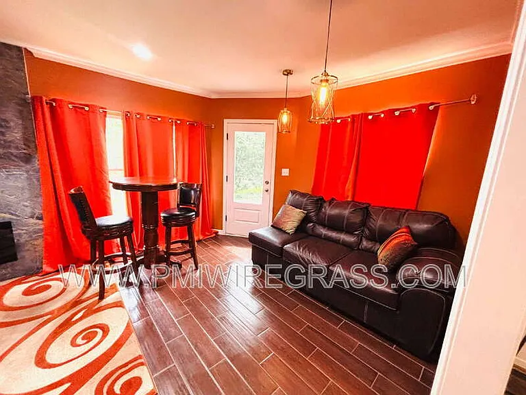 217 Orion St — Photo 7