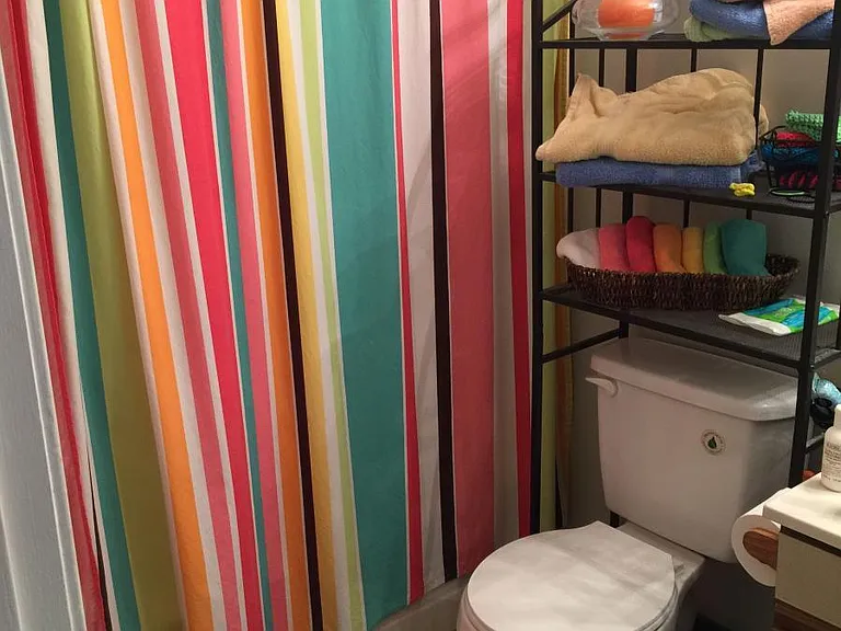 207 N Summit St #4 — Photo 8