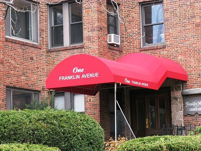 1st image of 1 Franklin Ave APT 6F