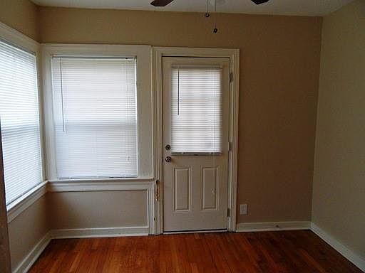 5th image of 583 Colonial Cir SE APT 1
