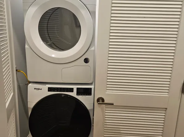 (undisclosed Address), Chicago, IL 60637